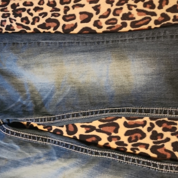 MISS ME jeans 2000s bling design on back pockets - Picture 2 of 11